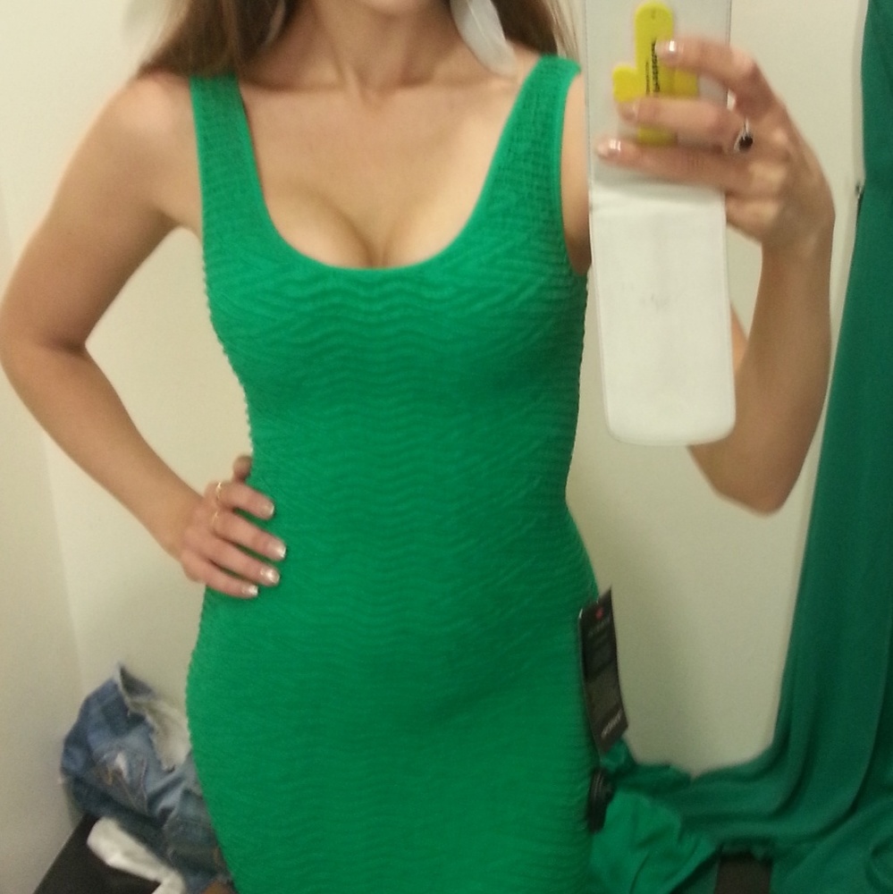 Bebe green cocktail summer dress